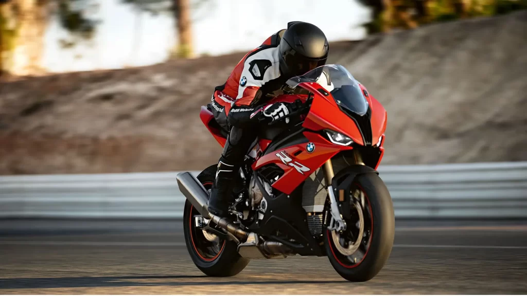 BMW S1000RR Redefining Superbike Performance and Innovation