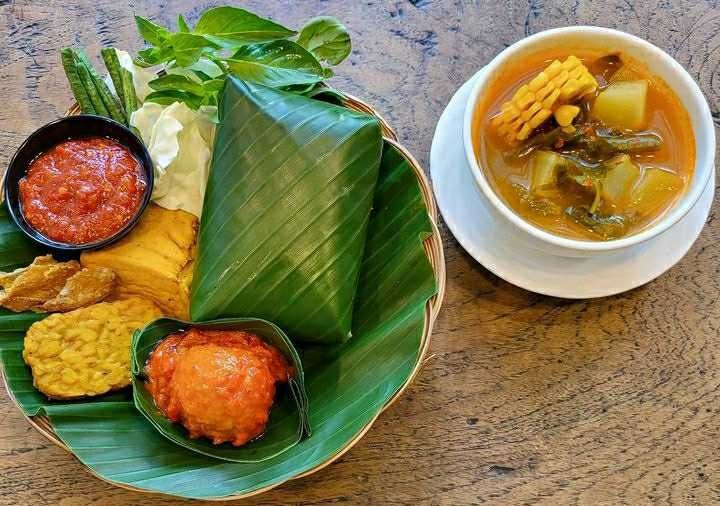 nasi-timbel-bandung-kuliner-khas-dengan-cita-rasa