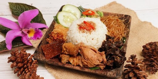 Nasi Serpang: Hidangan Khas Madura dengan Beragam Lauk dan Cita Rasa Otentik